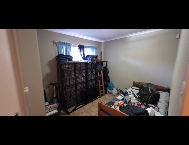 3 BEDROOM FREEHOLD TO LET IN DIE HEUWEL